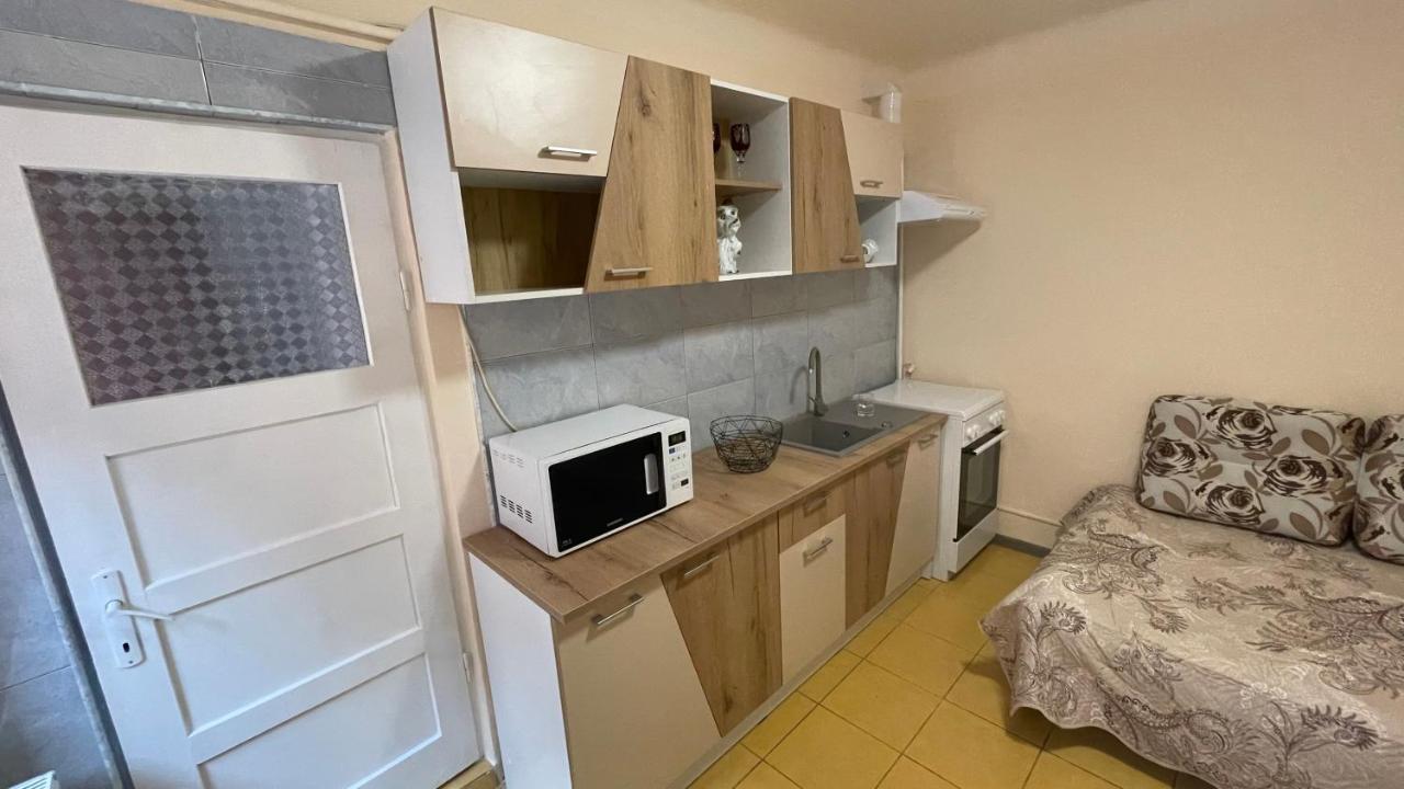 Apartament In Centrul Brasovului Luaran gambar